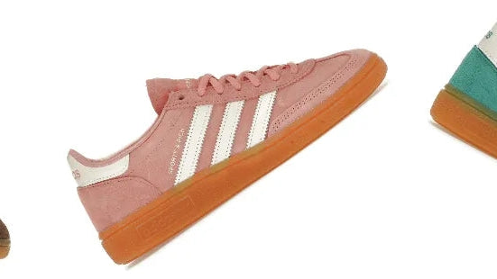 Srovnání: Nové Adidas Handball Spezial x Sporty & Rich vs klasické Spezialy