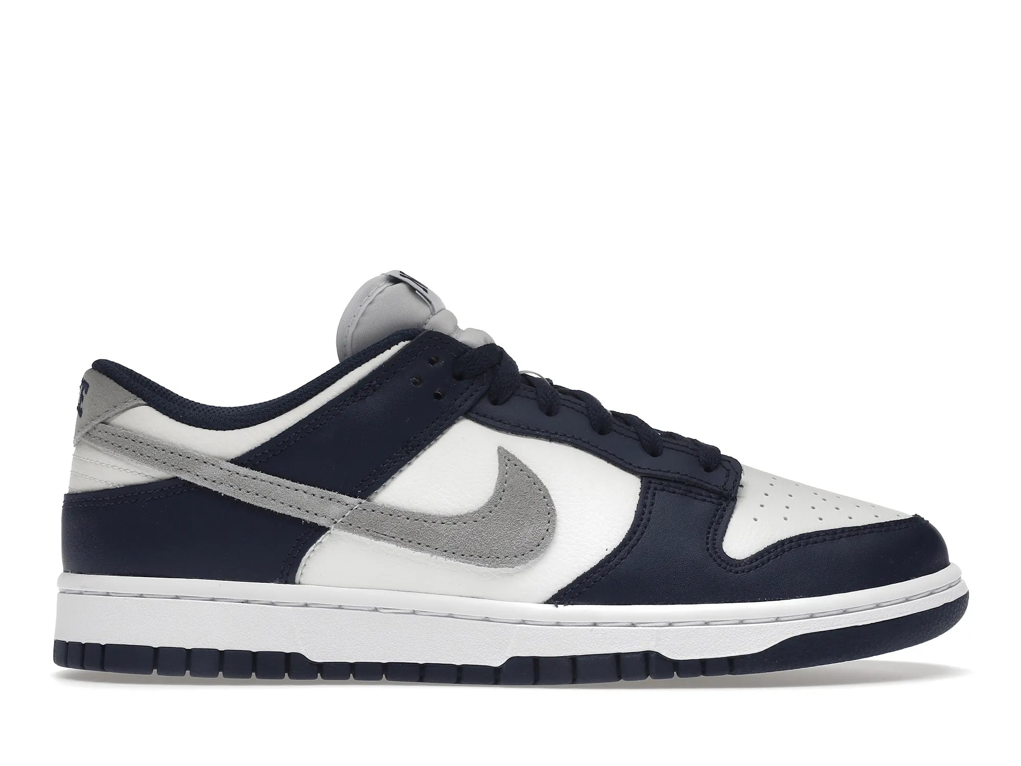 Nike Dunk Low Summit White Midnight Navy - solemarket.cz